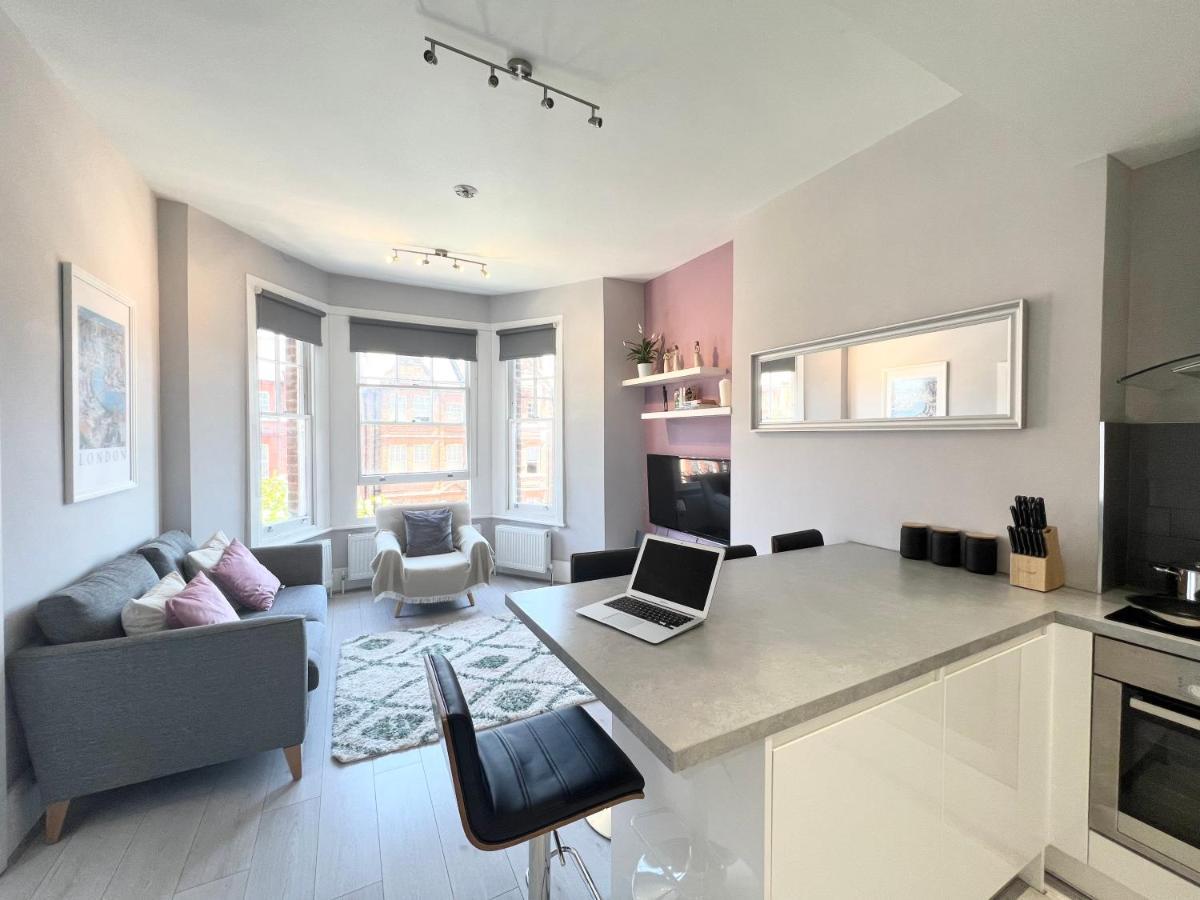 2 Bedroom Apartment In South Hampstead 伦敦 外观 照片