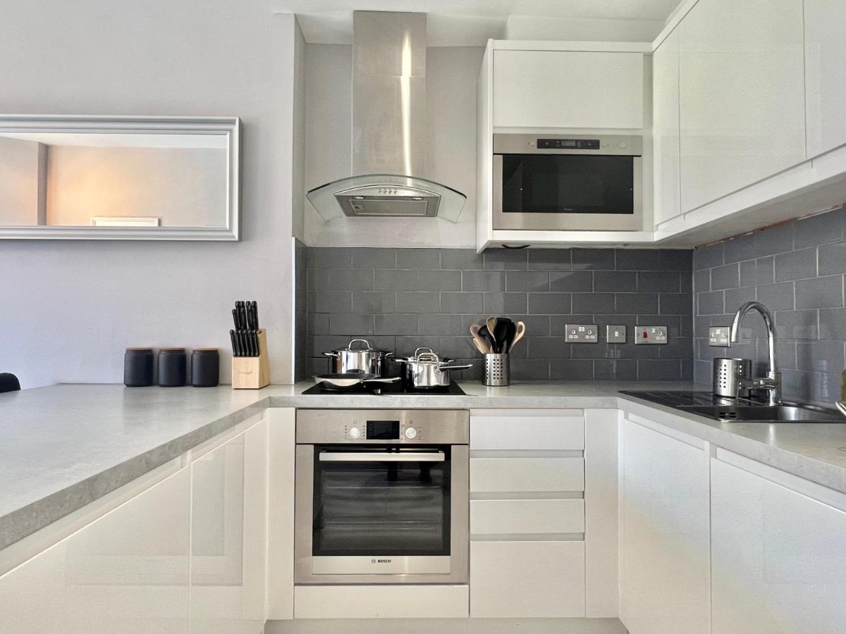 2 Bedroom Apartment In South Hampstead 伦敦 外观 照片