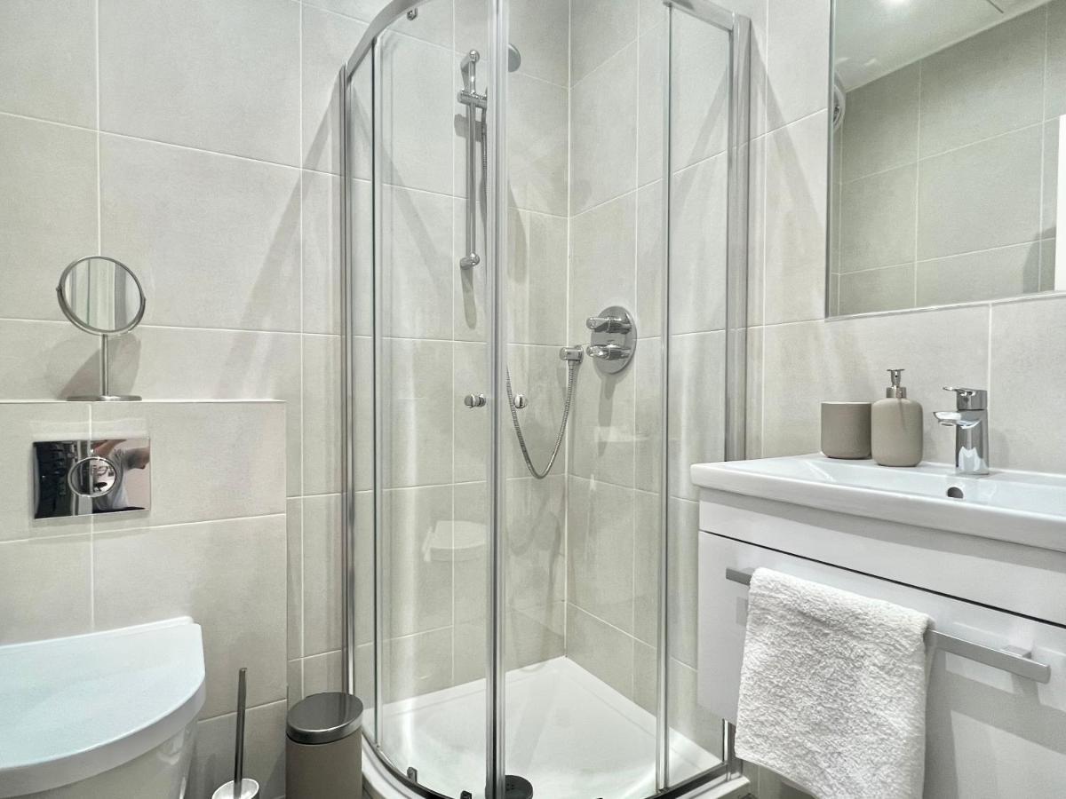 2 Bedroom Apartment In South Hampstead 伦敦 外观 照片